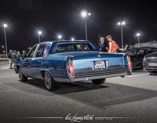 Cadillac Fleetwood Brougham D'Elegance '84 - Typical Unusual Wednesday Luckymotion