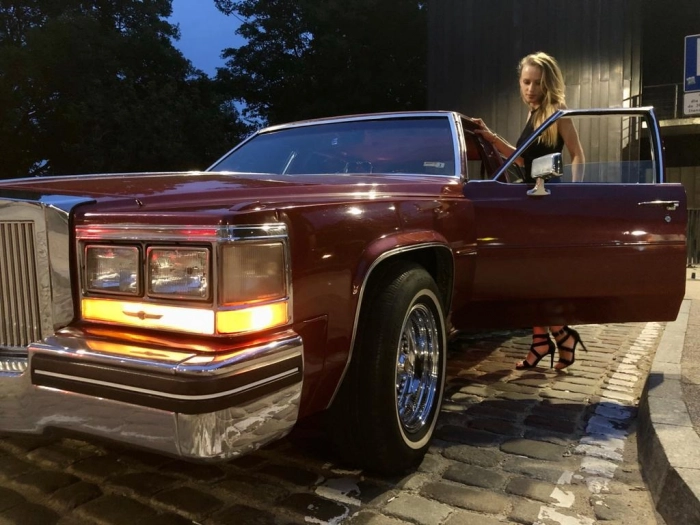 Cadillac DeVille '84 - photo session